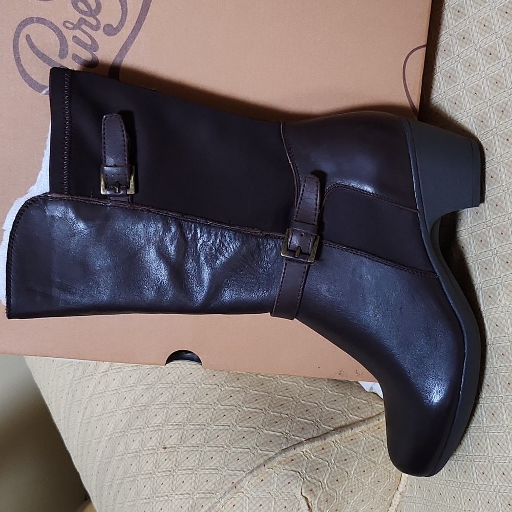 Pure Sole mid calf leather boot